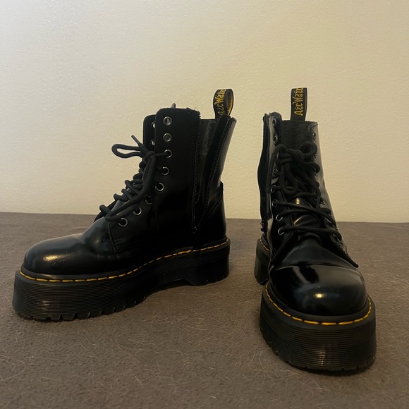 Dr. Martens, Jadon 8-Eye Leather Platform Boot - Picture 2 of 7